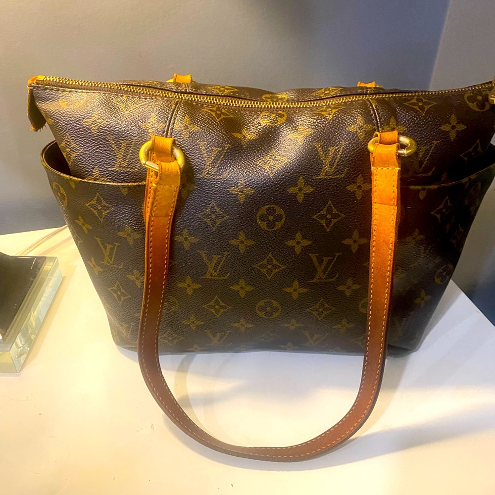 Louis Vuitton Monogram Totally PM Tote
